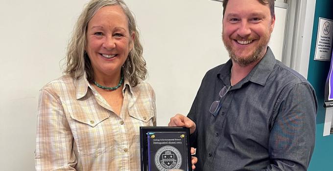 Prof Hapke receiving Distinguished Alumni award
